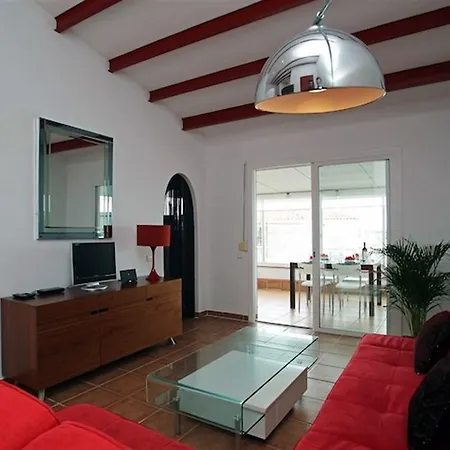 Exquisit 2 Bedroom In Apartment Sitges